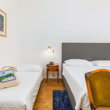 Brijuni Rooms Karmen 파자나 객실 사진