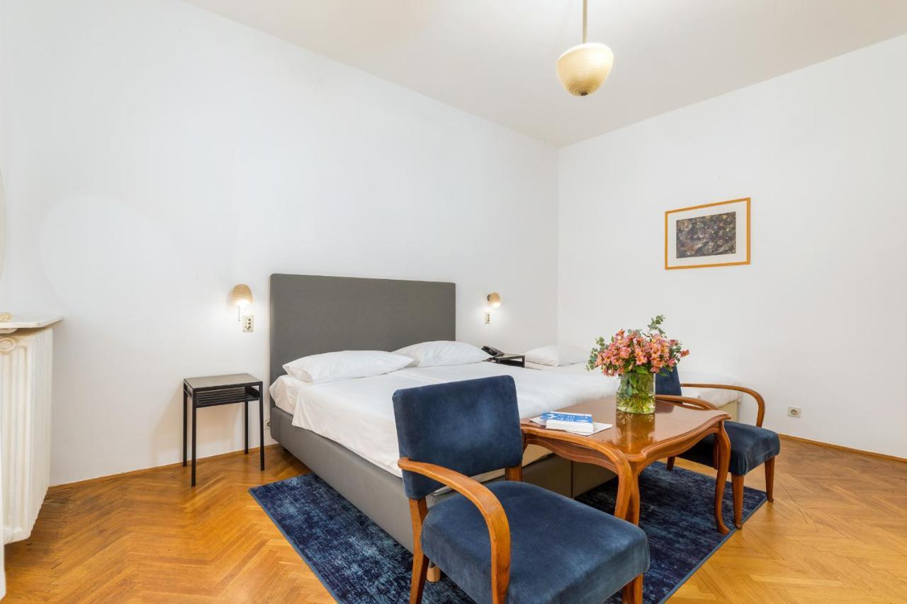 Brijuni Rooms Karmen 파자나 객실 사진